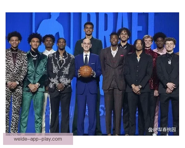 WNBA官方公布2026赛季选秀时间揭幕战将于五月开启